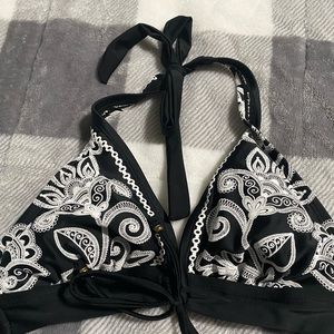 NWOT Halter Bikini Top Small
